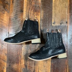 Black Faux Crocodile Western Chelsea Ankle Boots Men’s Size 45/12